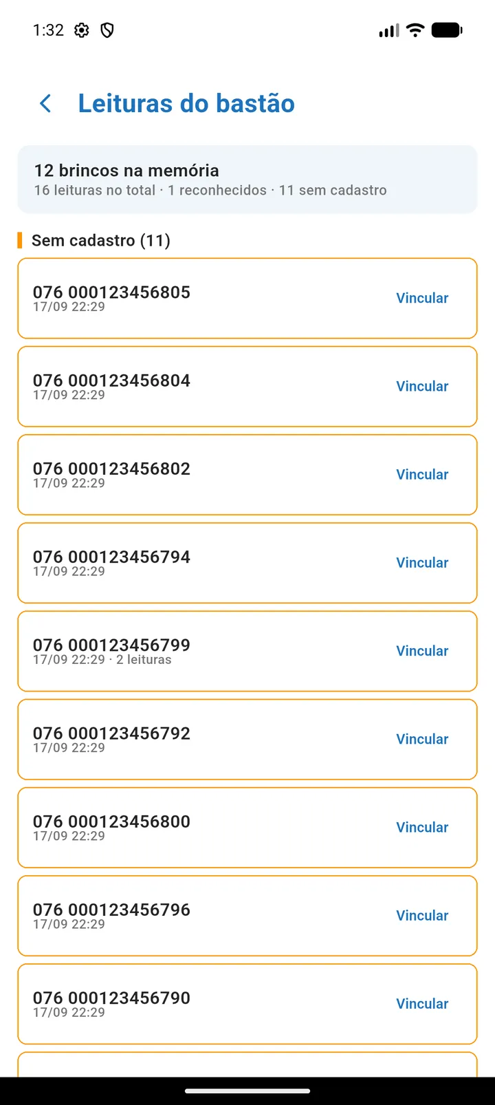 Leituras do bastão com o resumo de brincos e leituras e a lista de brincos sem cadastro, cada um com o botão Vincular